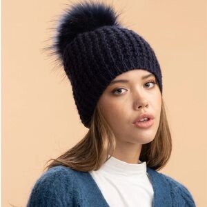 Kyi Kyi Canada chunky Knit black genuine faux fur Pom-Pom Beanie wool blend